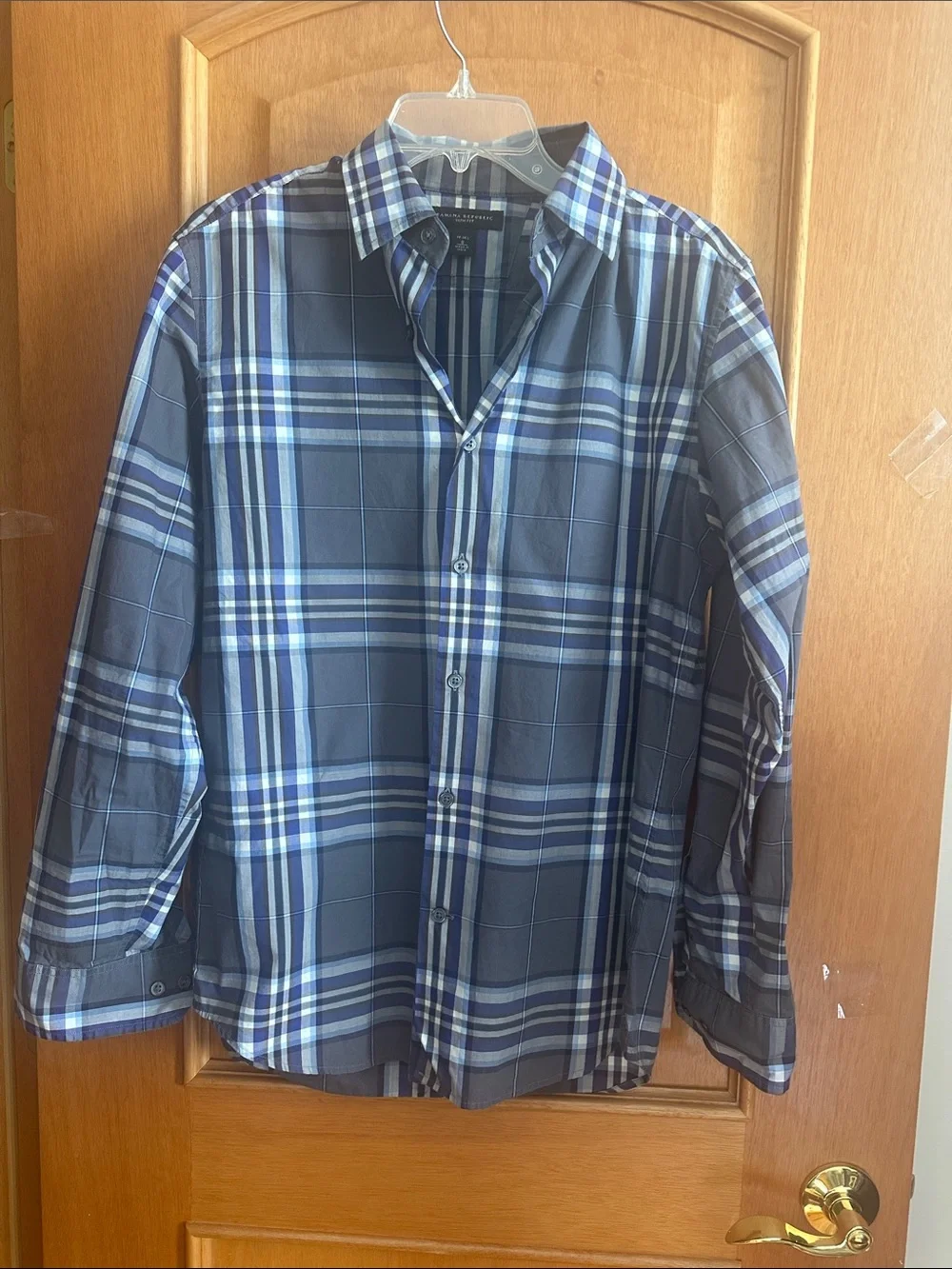 Banana Republic Men's Blue Plaid Button-Up Shirt - Picture 3 of 5